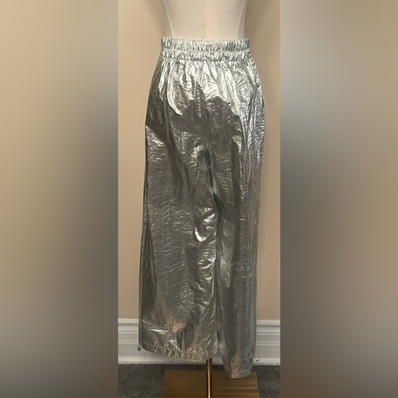 ZARA Shiny Metallic Silver Parachute Mid Rise Pants size small - Picture 11 of 13